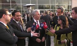 Mansur Yavaş'tan İmamoğlu'nun X hesabına erişim engeli getirilmesine tepki: Yapılan işlerin hukuka uygun yapılmadığını gösteriyor