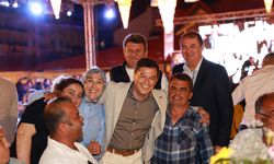 Marmaris Belediyesi personeli,  düzenlenen yemekte bir araya geldi 