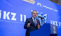 Mersin Büyükşehir Belediyesi “11. Dijital Dönüşüm ve İnsan Odaklı Liderlik Zirvesi”ne ev sahipliği yaptı