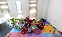 Mersin Büyükşehir Belediyesi,  Halkkent MERCEK’te "Çocuk Oyun Odası"nı hizmete sundu