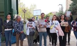 Mülakat mağduru öğretmen adayları İçişleri Bakanlığı önünde..."Kobay fare gibi mülakat garabetinde emeklerimizi gasp ettiniz"