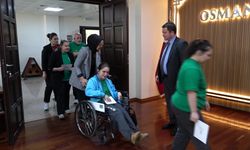 Osmangazi Belediye Başkanı Aydın, özel bireylerin sorularını yanıtladı 