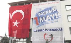 Öz Büro İş Sendikasından TÜHİS'in önünde "Kamu Çerçeve Protokolü" protestosu... Genel Başkan Gülbaba: "TÜHİS’in sözleşmeyi geciktirmesinin hiçbir makul sebebi yok"