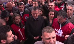 Özgür Özel 1 Mayıs kutlamaları için Kartal’da: “Taksim'e bakınca iktidarın öz güvensizliği görülüyor. Güçlü iktidarlar meydanları yasaklamaz”