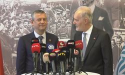 Özgür Özel, İTO'yu ziyaret etti: Çalışma umutlarımızı pekiştiren çok fazla şeyin olduğunu karşılıklı teyit ettik