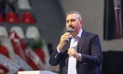Özgür Özel'e fiziksel saldırı... Abdulhamit Gül: Hiçbir şiddet ve saldırı siyasette kabul edilemez