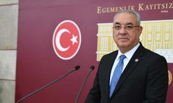 Özgür Özel'e fiziksel saldırı... DSP Genel Başkanı Önder Aksakal: Bu alçakça saldırıyı şiddetle kınıyorum