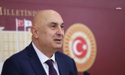 Özgür Özel'e fiziksel saldırı... Engin Özkoç: "Millet iradesine uzanan her el, milletin tokadıyla kırılır"
