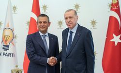 Özgür Özel'e fiziksel saldırı... Fahrettin Altun: "Cumhurbaşkanımız Erdoğan, Özel'i telefonla arayarak geçmiş olsun temennilerini iletti"