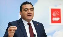 Özgür Özel'e fiziksel saldırı... Ulaş Karasu: "Teslim olmayız, gerektiğinde en sert tepkiyi veririz"