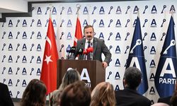 Özgür Özel'e fiziksel saldırı... Yavuz Ağıralioğlu: "Sayın Genel Başkan'a ve CHP camiasına geçmiş olsun dileklerimi iletiyorum"