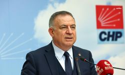 Özgür Özel’e fiziksel saldırı...Gökan Zeybek: “ Siyaset kurumunun şiddetle dizayn edilmesine asla izin vermeyeceğiz”