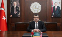 Sırrı Süreyya Önder hayatını kaybetti... Milli Eğitim Bakanı Tekin: "Rabbim mekânını cennet eylesin inşallah"