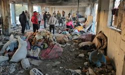 Son 24 saatte İsrail saldırılarında 18 Filistinli hayatını kaybederken, İsrail Gazze’deki saldırılarını artırmaya hazırlanıyor