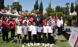 Tarsus, 19 Mayıs coşkusunu renkli etkinliklerle yaşadı 