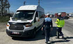 Tekirdağ Zabıtası, personel taşımacılığı yapan servis araçlarını denetledi