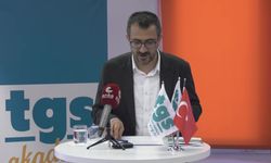 TGS’den Basın Özgürlüğü Raporu... Gökhan Durmuş: “Bir yılda 123 gazeteci gözaltına alındı. 29 gazeteci cezaevine girdi, 18’i hala cezaevinde” 