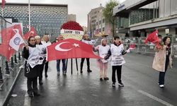 Yoğun güvenlik önlemlerine rağmen işçi sendikaları, 1 Mayıs 'ta Taksim Meydanı'ndaydı