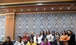 Yunusemre Belediyesi'nin Kadın Birimi, Nisan ayı toplantısını yaptı