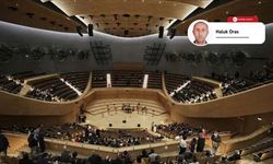 Kontrabas, CSO Ada Ankara Mavi Salon'da sahnelendi