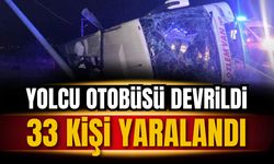 Yolcu otobüsü devrildi, 33 kişi yaralandı