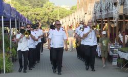 1. İzmir Balkon ve Bahçe Bitkileri Festivali başladı