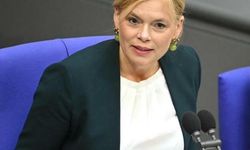 Almanya Federal Meclis Başkan Yardımcısı Julia Klöckner: Artık Almanya'nın ilk kadın cumhurbaşkanının zamanı geldi