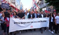 Avcılar'da yurttaşlar gözaltındaki başkanları için yürüdü