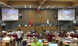 Başkan Tugay'dan TİS açıklaması: "Anlaşma sağlandığı için mutluyuz"