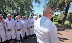 Bornova’da istihdam garantili kursla gençler meslek sahibi oldu