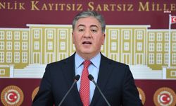 CHP’li Murat Emir: DMM, Akın Gürlek’in lüks yat gezmesini “Adalet Bakan Yardımcısı sıfatıyla yat fuarında nezaket ziyareti” diye savunuyor  