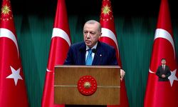 Erdoğan: En büyük arzum gerek Sayın Vladimir Putin'i gerekse Zelenski'yi aynı şekilde İstanbul veya Ankara'da bir araya getirmek, hatta Sayın Trump'ı da bunların yanına almak