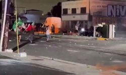 Los Angeles'ta göçmenlik bürolarına karşı protestolar sürerken Trump, göstericielre karşı ABD Ulusal Muhafızları’nı görevlendirdi 