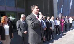Manisa Büyükşehir Belediye Başkanı Zeyrek, belediye ve MASKİ çalışanları ile bayramlaştı 