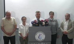 Manisa Büyükşehir Belediye Başkanı Zeyrek’in sağlık durumuna açıklama: Durumu kritik ama yapılması gereken tüm işlemler başarıyla yapılıyor