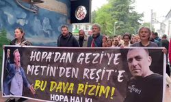 Öğretmen Metin Lokumcu katledişinin 14. yılında Hopa'da yapılan yürüyüşle anıldı