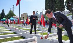  Ortahisar Belediye Başkanı Kaya: “Bu topraklarda huzur ve güven içinde yaşıyorsak şehitlerimiz ve gazilerimiz sayesindedir"
