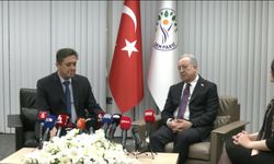 Siyasi partiler arası bayramlaşma... MHP heyeti, DEM Parti'yi ziyaret etti: Heyetler arasında güldüren "Demli çay" diyalogu yaşandı