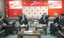  Siyasi partiler arası bayramlaşma... MHP, Saadet Partisi'ni ziyaret etti 