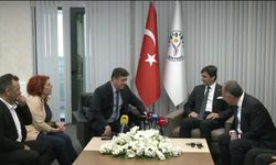 Siyasi partiler arası bayramlaşma… Saadet Partisi Heyeti, DEM Parti Heyeti’yle bayramlaştı