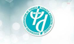 Türkiye Psikiyatri Derneği ve Cinsel Eğitim Tedavi ve Araştırma Derneği: Sağlık hizmeti verirken, kadınların medeni halini veri olarak almak, toplumsal cinsiyet eşitliğine aykırıdır
