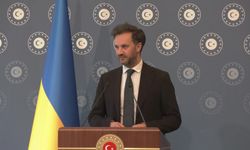 Türkiye-Rusya-Ukrayna üçlü toplantısı sona erdi... Rusya ve Ukrayna, karşılıklı 6'şar bin esir takasında anlaşırken, Ukrayna liderler zirvesi önerisini yineledi