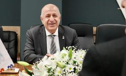 Ümit Özdağ: "İktidara ayrı, hukuk muhalefete ayrı hukukun uygulanmadığı bir Türkiye’de yaşamak dileğiyle herkesi duruşmama davet ediyorum"
