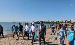 Yumurtalık'ta bayram öncesi temizlik çalışması