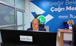 Yüreğir Belediye Başkanı Demirçalı, Çağrı Merkezi’nde telefonları yanıtladı