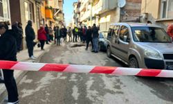 Boşanma aşamasındaki eşini sokak ortasında öldürdü