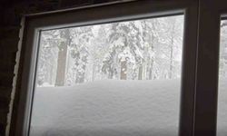 Düzce'nin yüksek kesimlerinde kar kalınlığı 1,5 metreye ulaştı