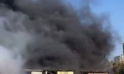 İşçilerin kaldığı konteyner yatakhane alevlere teslim oldu