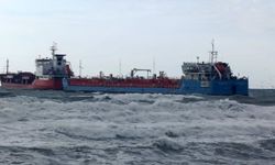 İstanbul'un Florya açıklarında Azerbaycan ve Türk bandrallı iki tankerden acil durum çağrısı geldi. Olay yerine kurtarma ekiplerinin sevk edildiği öğrenildi.