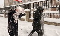 Kahramanmaraş güne karla uyandı: En çok sevinen çocuklar oldu